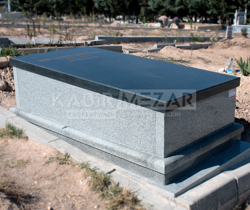 VIP 09 Bergama ve Siyah Granit Özel Tasarım Mezar